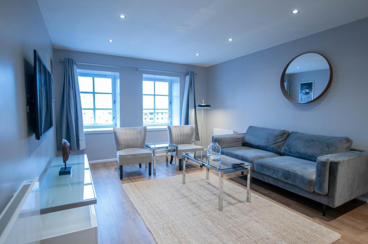 Stunning 2 Bed Merchant City Apartment With Residents Parking Glasgow Eksteriør bilde